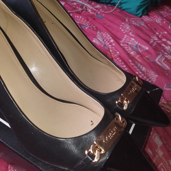 Coach pumps size 10 pre-owned - Picture 5 of 5